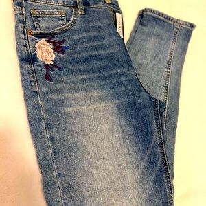 Lucky Brand Women's High Rise With Embroidered Detail